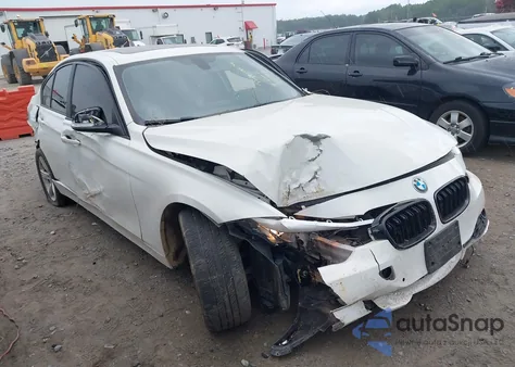 2015 BMW 328I xDrive z USA, uszkodzony, nr VIN WBA3B5C59FF962117